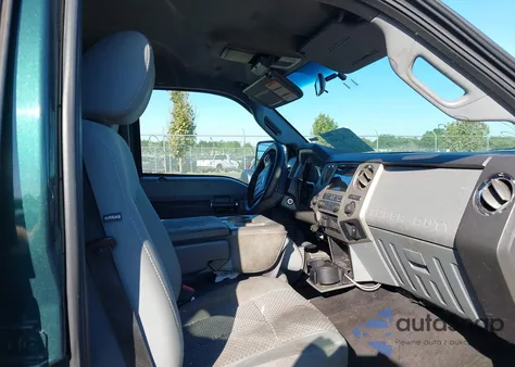 2011 Ford F-250 Xlt z USA, uszkodzony, nr VIN 1FT7W2BT6BEB07351